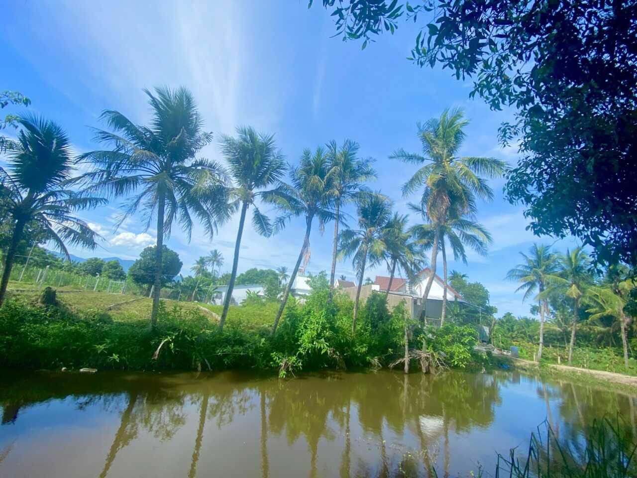 Diên Lạc view sông